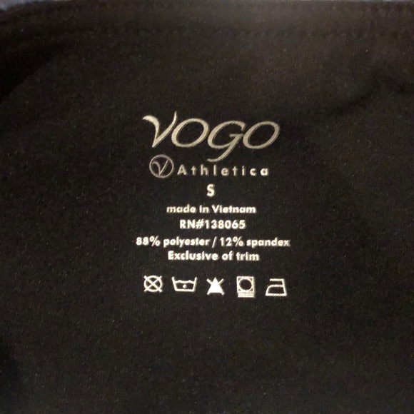 NWOT Snake Skin Print Cropped Yoga Pants - Picture 7 of 7